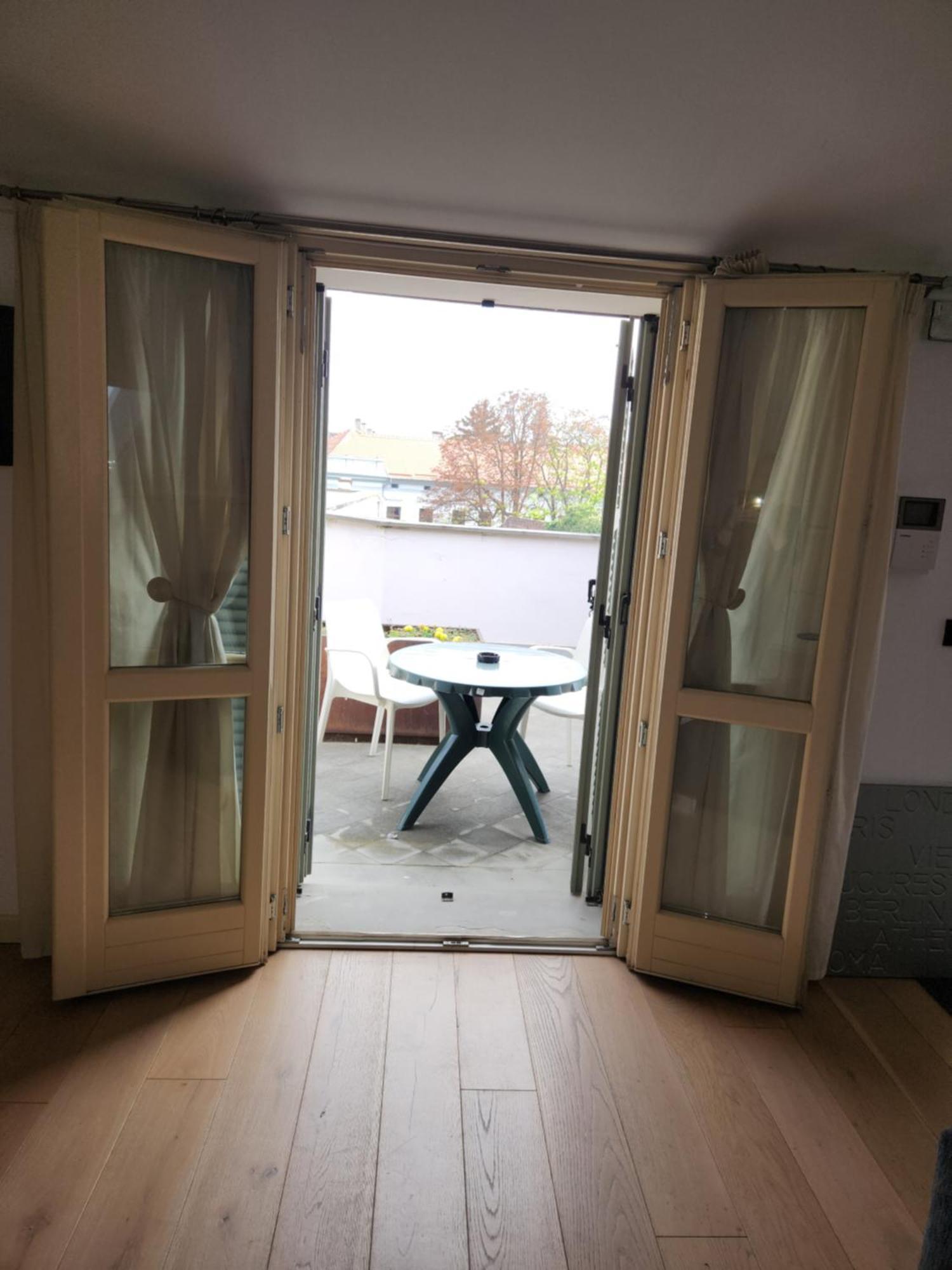 Central Terrace Escape With Jacuzzi Timisoara Exterior foto